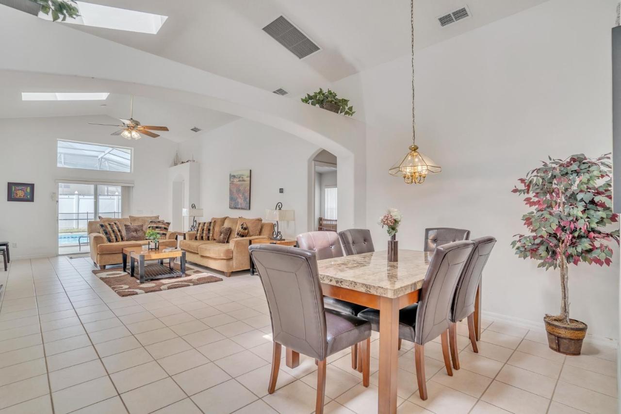 Beautiful Family Vacation Home With Private Pool, Close To Disney! Home Orlando Exterior foto